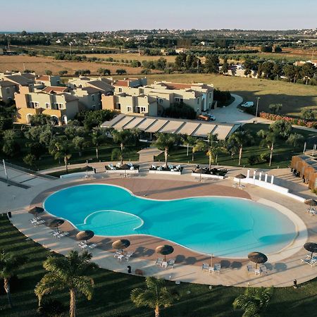 Residence Archimede ファヌザ エクステリア 写真