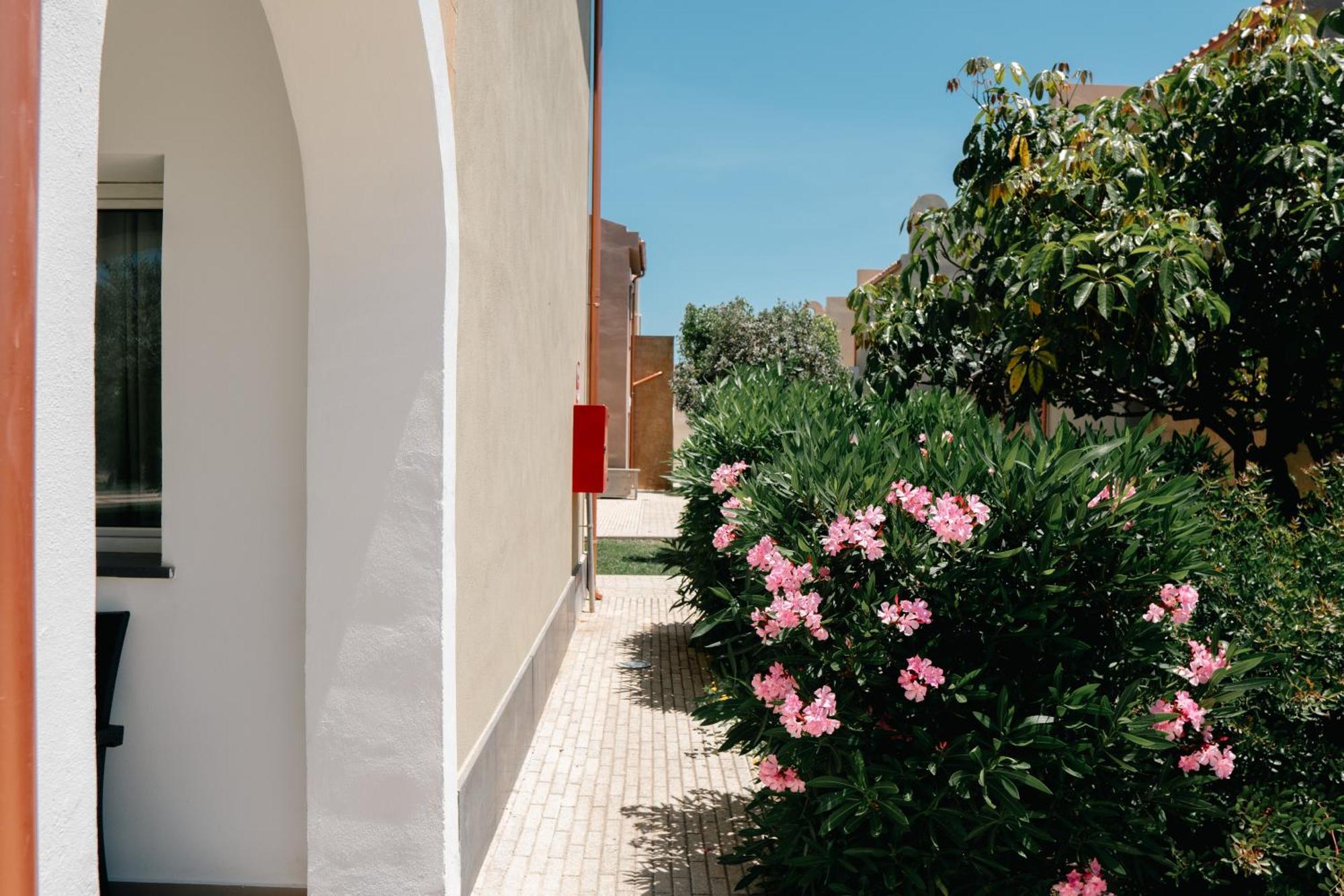 Residence Archimede ファヌザ エクステリア 写真